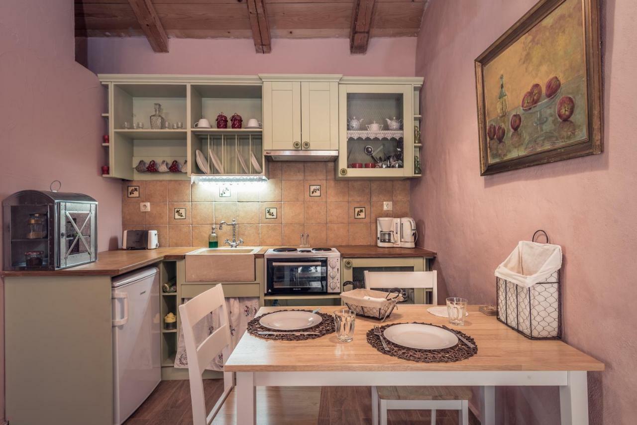 La Casa Di Nonna Pensionat Koríthion Eksteriør billede